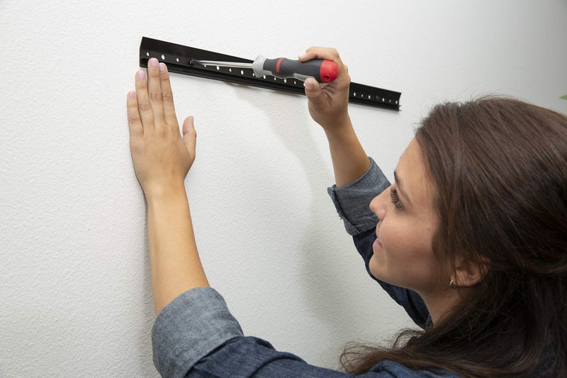 Hangman 32"-80" Simple Flat Panel Mount with Stud Finder Television Mount (S2060-SF) - Image 2